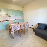 Apartment With Private Garden - Green Residence