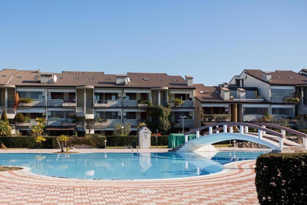 With Private Garden - Appartement Desenzano del Garda