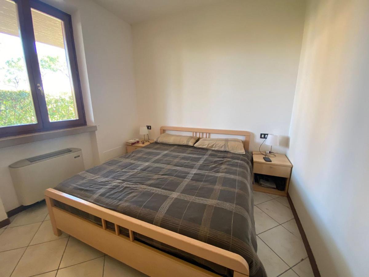 With Private Garden - Appartement